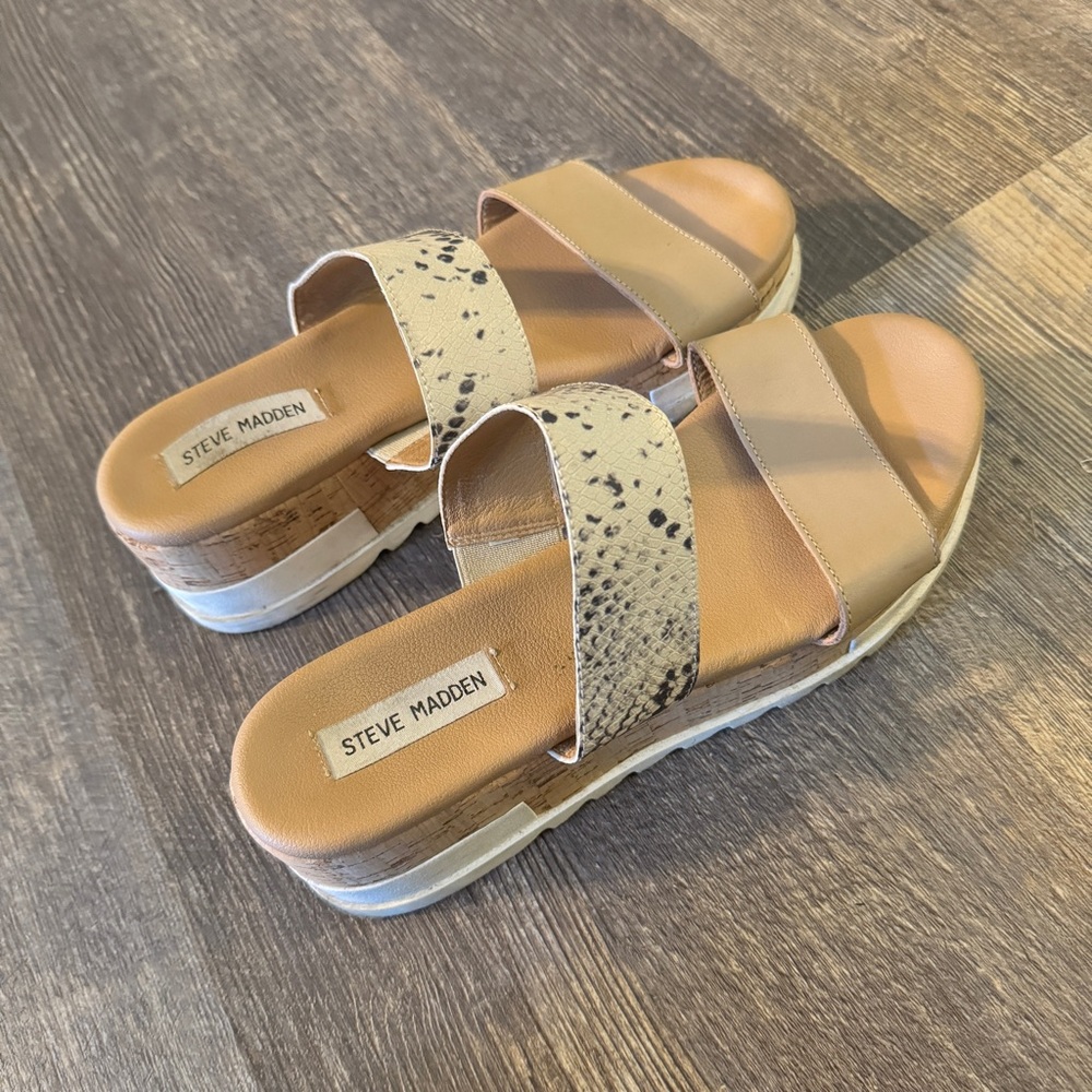 Steve Madden sandals